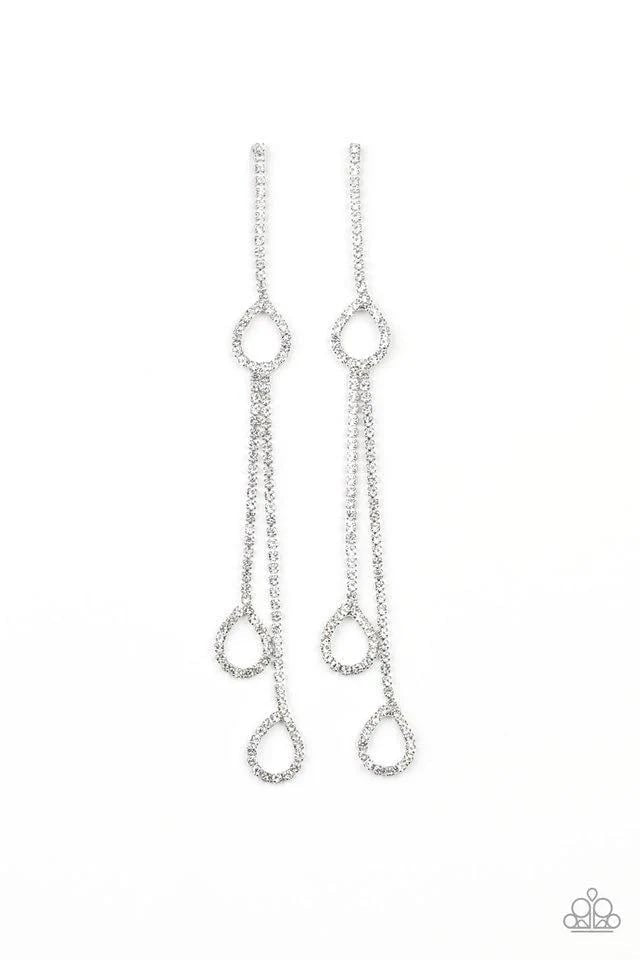 Chance Of REIGN - White Post Earrings