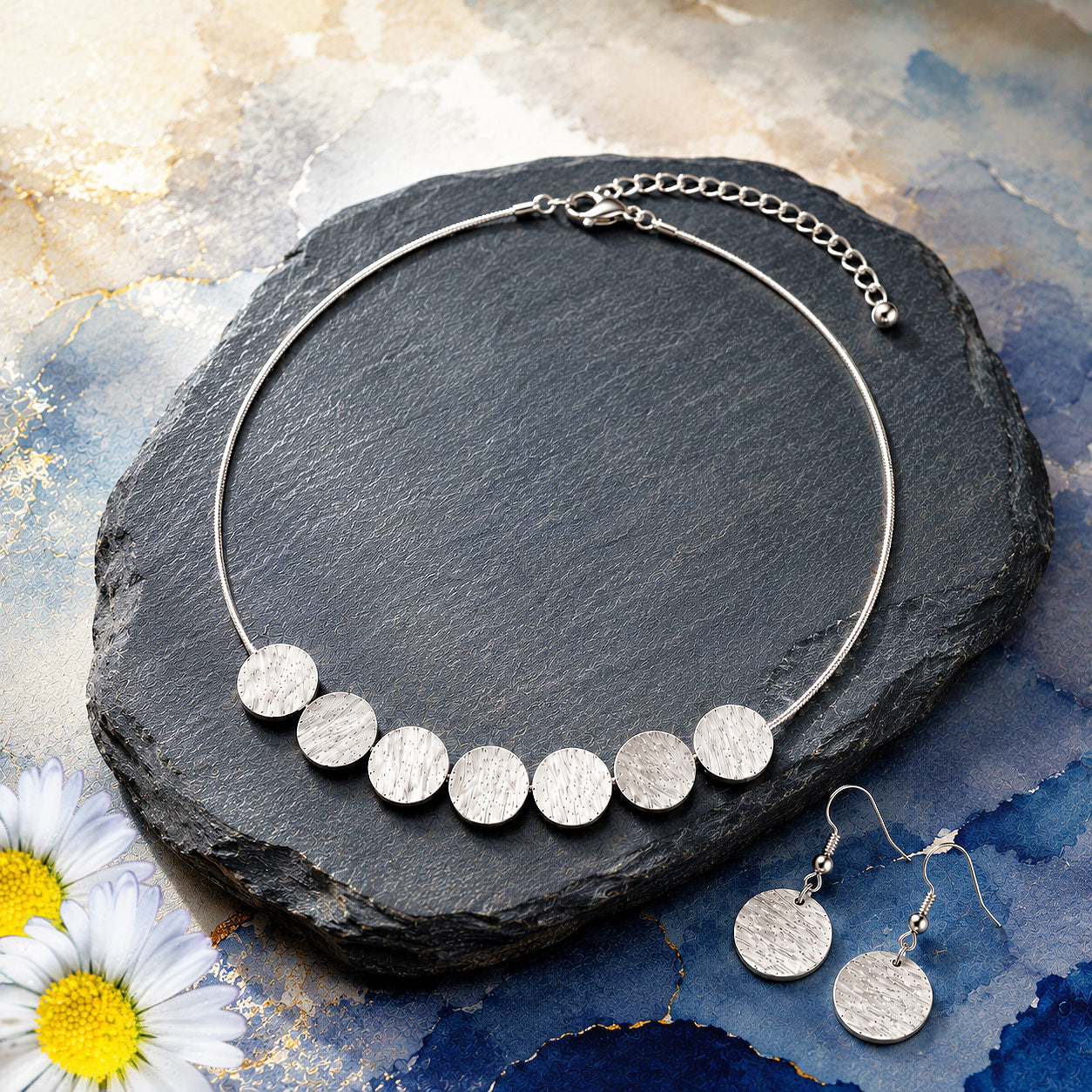 Slimmer Glimmer - Silver Necklace