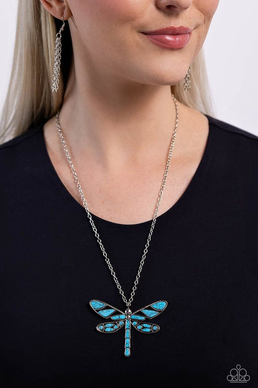 Flying Low - Green  `PaparazziMid-Length / Layering (20–24")  Necklace