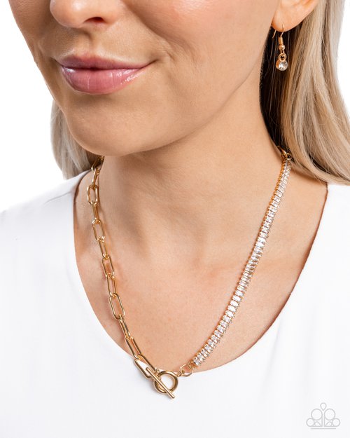 Mismatched Monarchy -  Gold  ~ Paparazzi Necklace